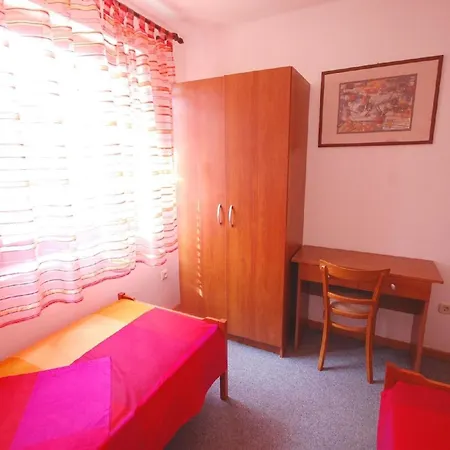 Fuer 6 Personen Ca 70 Qm In Njivice, Kvarner Bucht Krk *