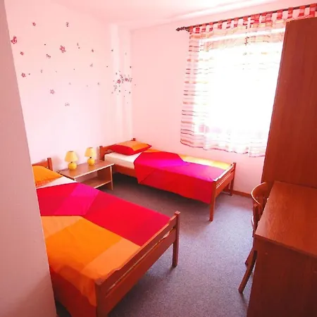 Fuer 6 Personen Ca 70 Qm In Njivice, Kvarner Bucht Krk *